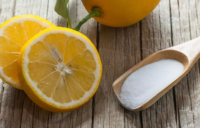 Easily Remove Dark Spots with Lemon Juice